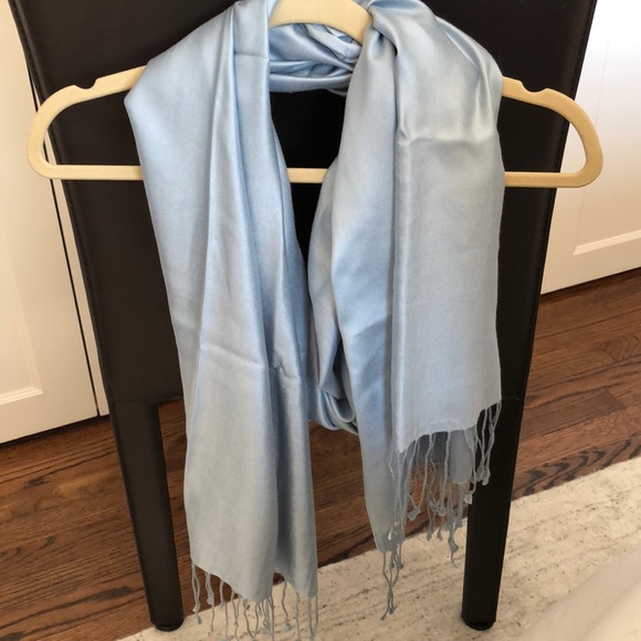 Ann Taylor Accessories - Ann Taylor Silk Blue Pashmina